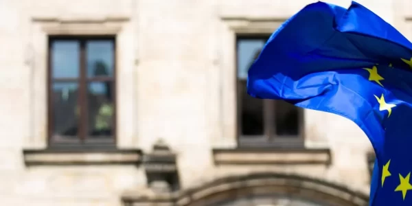 markus-spiske-wIUxLHndcLw-unsplash-1430x540